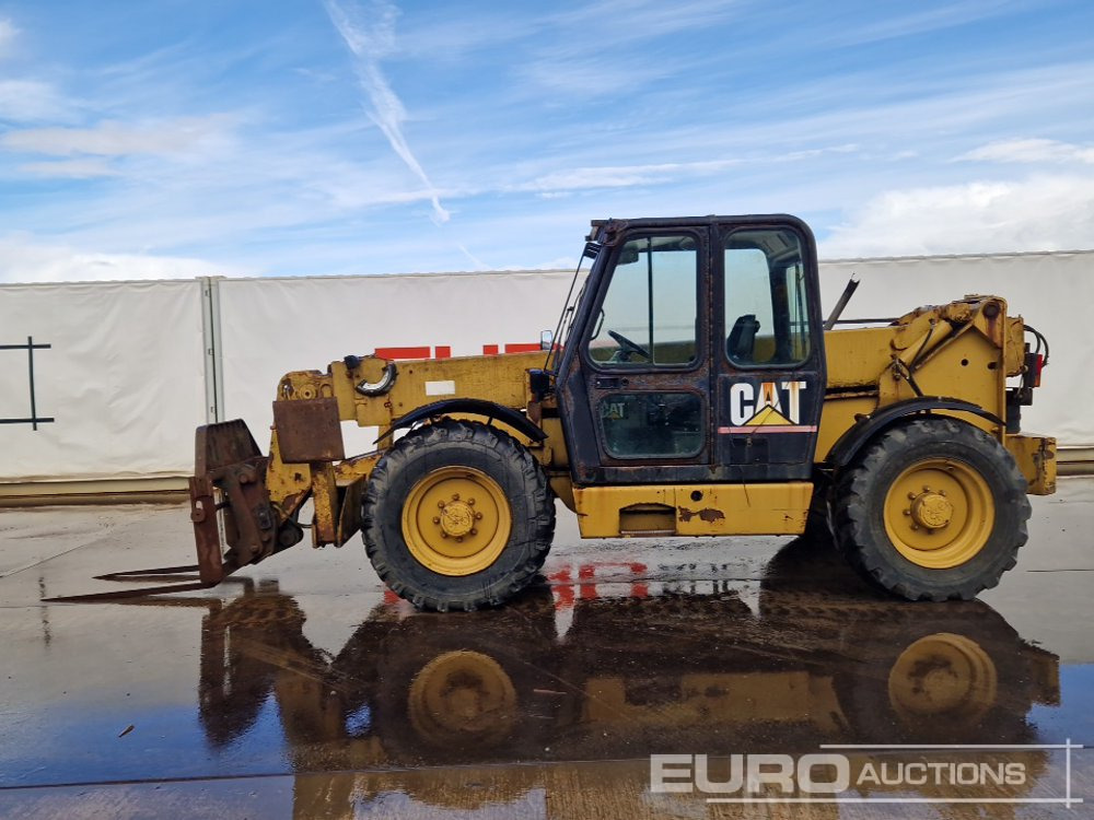 CAT TH63 - Telescopic handler: picture 2 CAT TH63 - Telescopic handler: picture 2