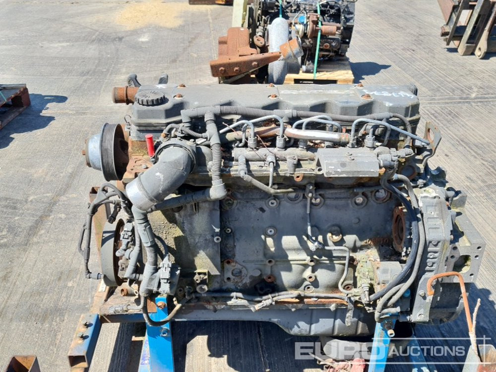 Cummins 6 Cylinder Engine - Engine: picture 2 Cummins 6 Cylinder Engine - Engine: picture 2