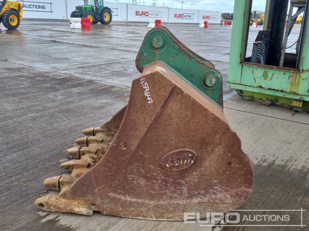 Geith 60" Digging Bucket 80mm Pin to sui 20 Ton Excavator - Bucket: picture 2 Geith 60" Digging Bucket 80mm Pin to sui 20 Ton Excavator - Bucket: picture 2