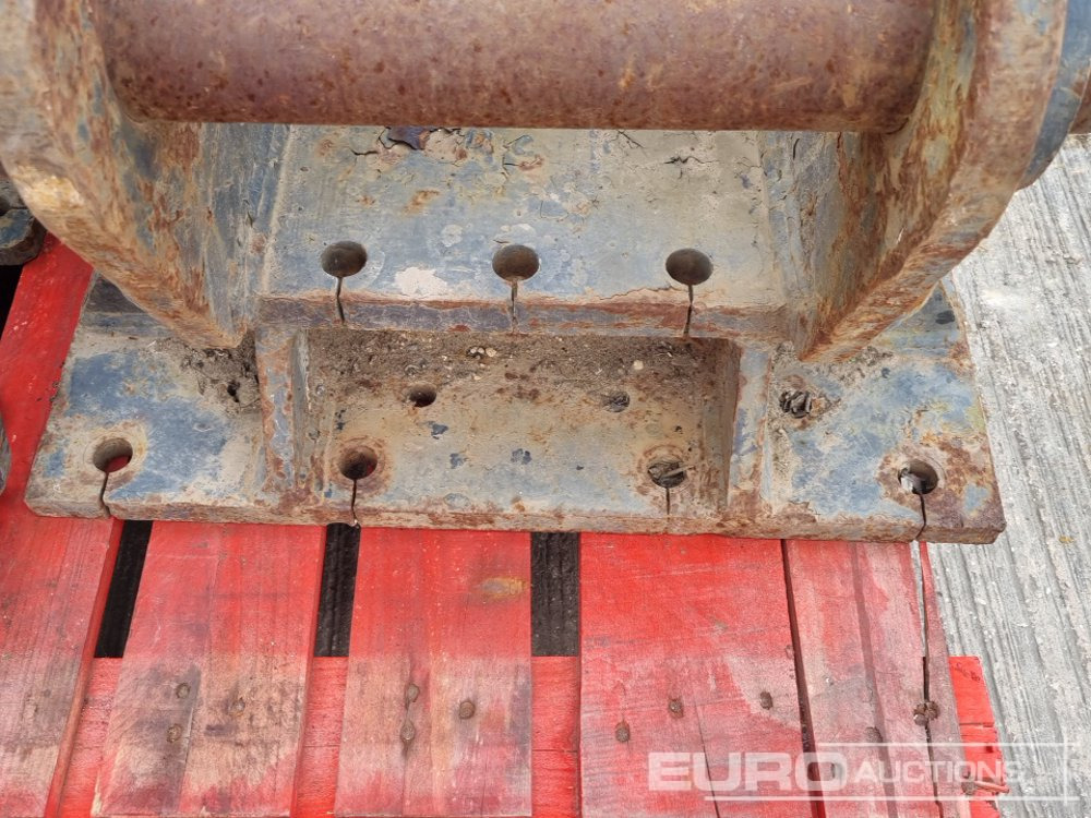 Hydraulic hammer Headstock 70mm Pin to suit 14-16 Ton Excavator (2 of), Headstock 65mm Pin to suit 13 Ton Excavator: picture 17