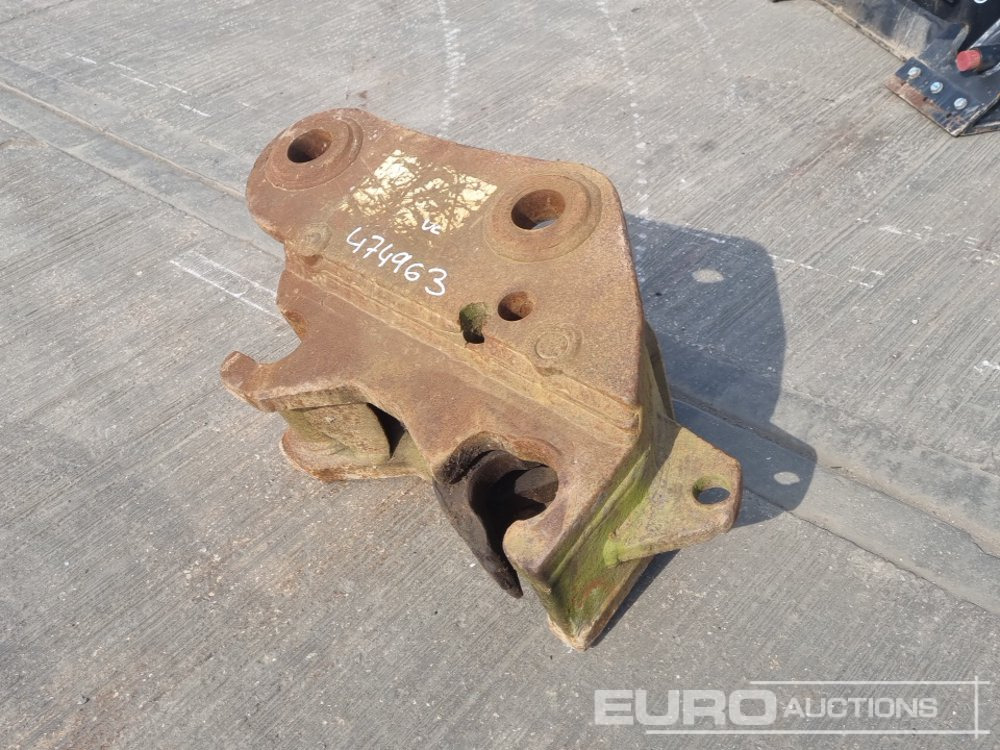 Hydraulic Double Lock QH 65mm Pin to suit 13 Ton Excavator - Quick coupler: picture 1 Hydraulic Double Lock QH 65mm Pin to suit 13 Ton Excavator - Quick coupler: picture 1