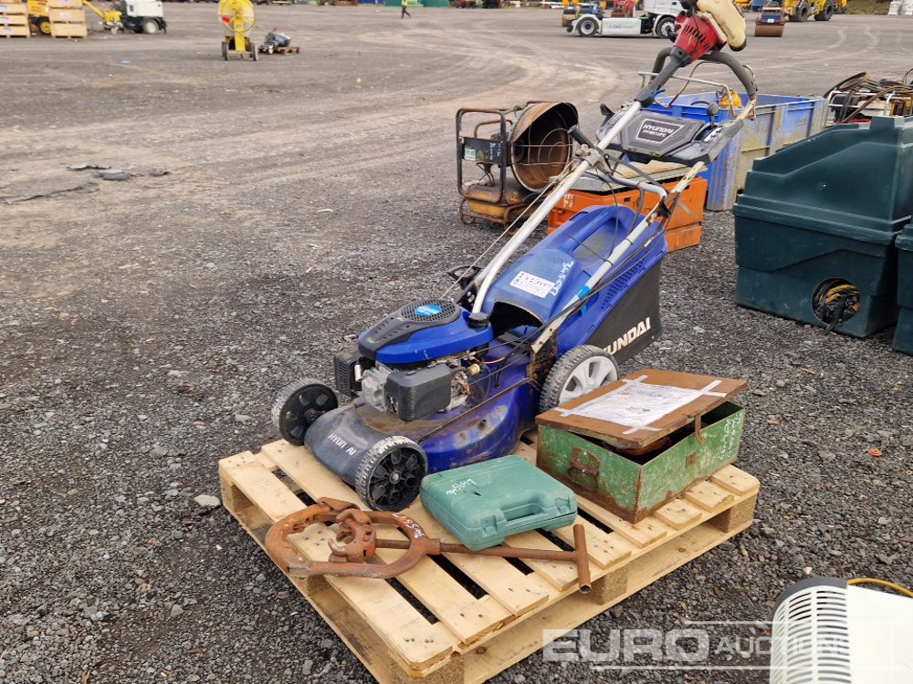 Hyundai Petrol Lawn Mower, Homeelite Strimmer, 6" Pipe Cutter, 240 Volt Drill, Pipeline Drilling Kit - Construction equipment: picture 1 Hyundai Petrol Lawn Mower, Homeelite Strimmer, 6" Pipe Cutter, 240 Volt Drill, Pipeline Drilling Kit - Construction equipment: picture 1