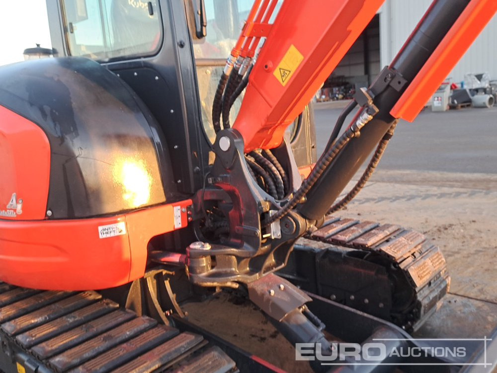 Mini excavator Kubota KX163-5: picture 17
