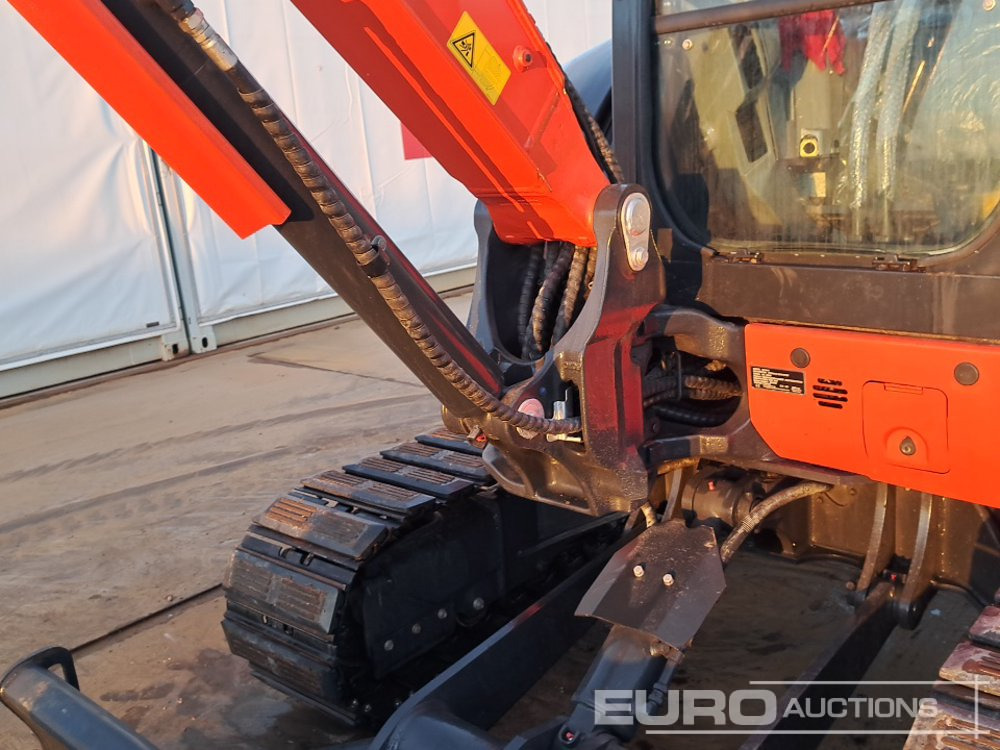 Mini excavator Kubota KX163-5: picture 28