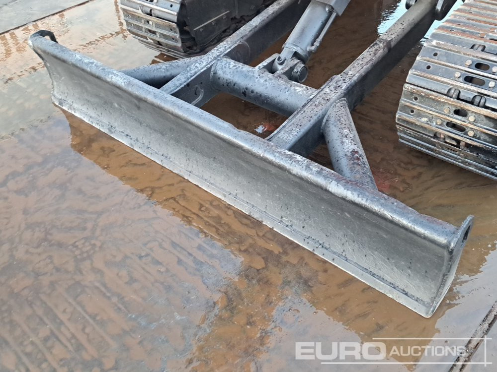 Mini excavator Kubota U55-4: picture 27