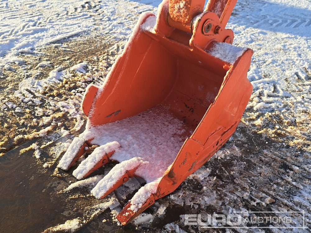 Mini excavator Kubota U55-4: picture 19