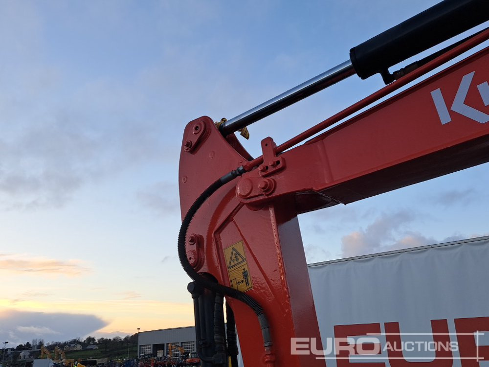 Mini excavator Kubota U55-4: picture 23