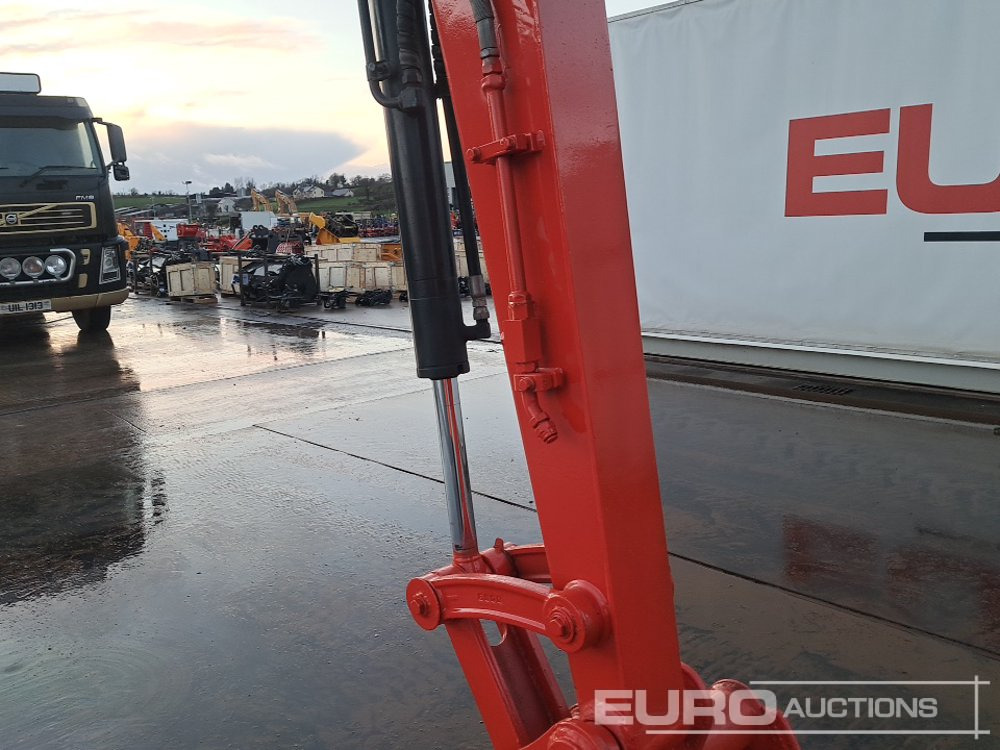 Mini excavator Kubota U55-4: picture 22