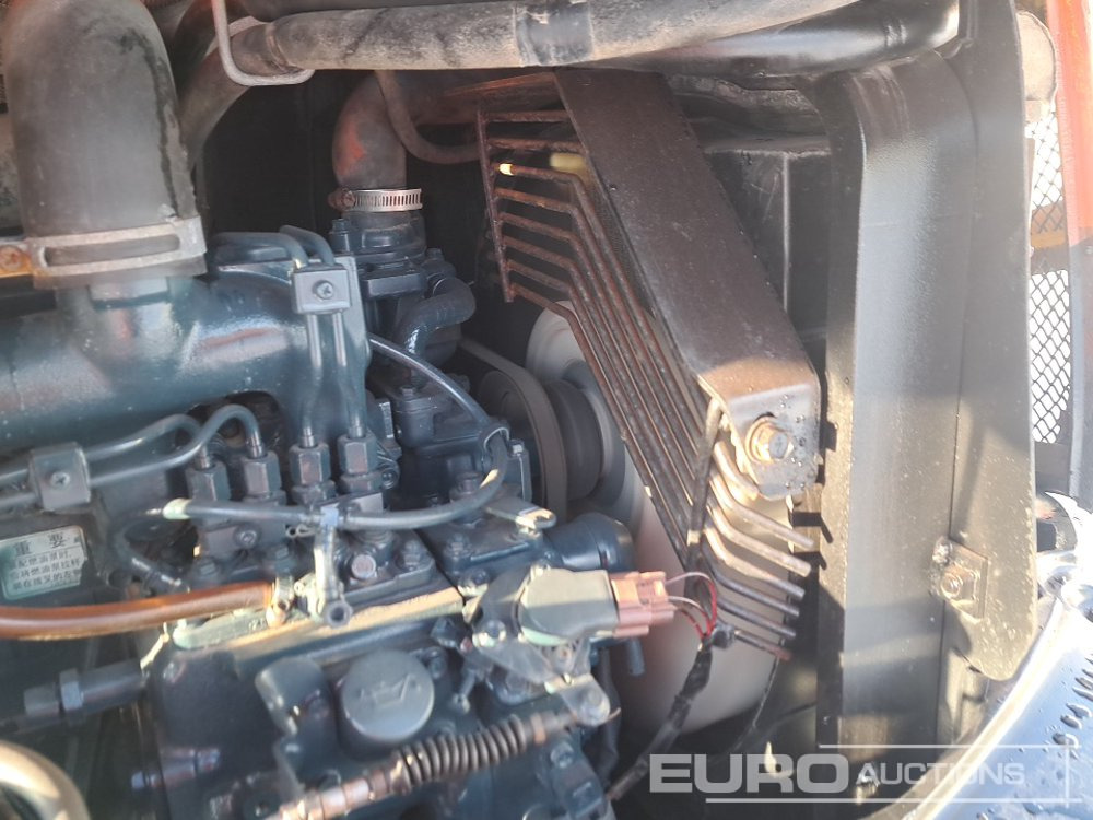 Mini excavator Kubota U55-4: picture 38