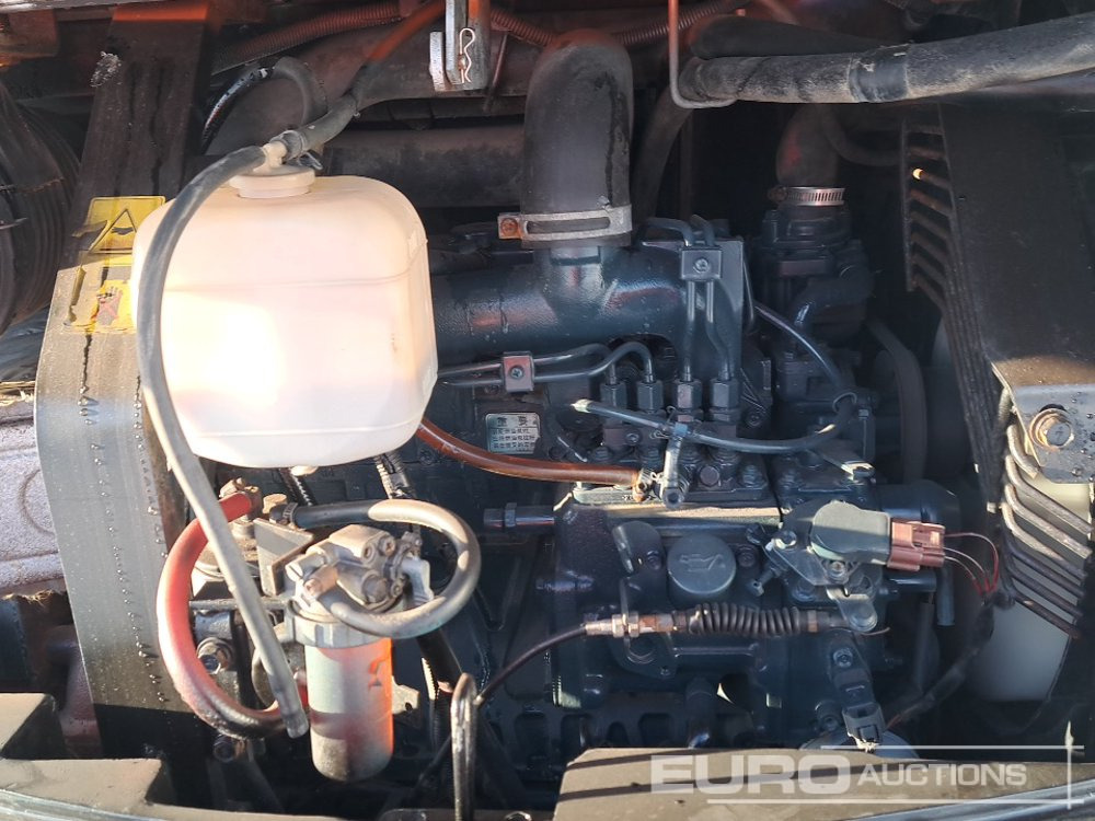 Mini excavator Kubota U55-4: picture 37