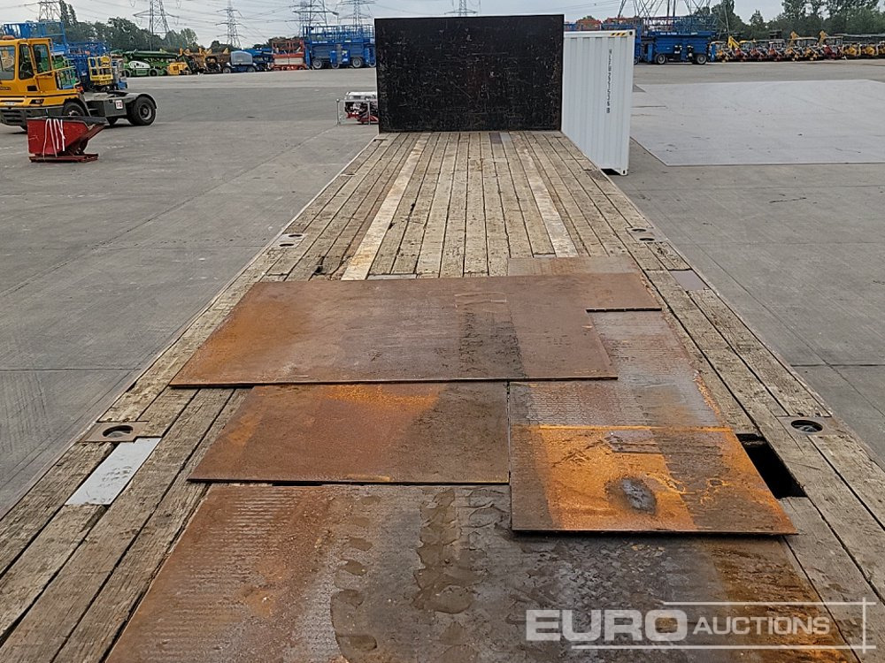 Dropside/ Flatbed semi-trailer M&G Tri Axle Flatbed Trailer, Twist Locks: picture 18