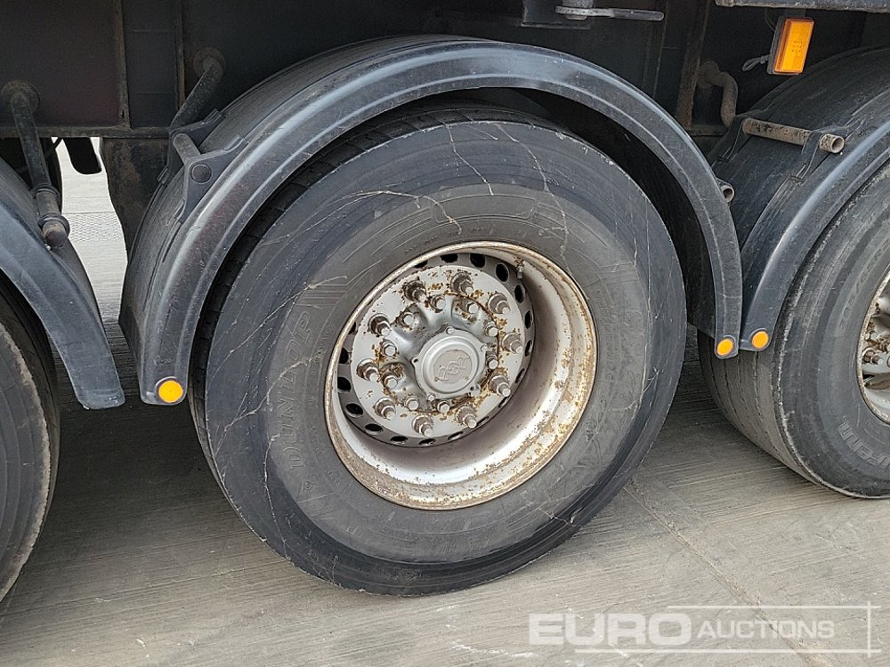 Dropside/ Flatbed semi-trailer M&G Tri Axle Flatbed Trailer, Twist Locks: picture 10