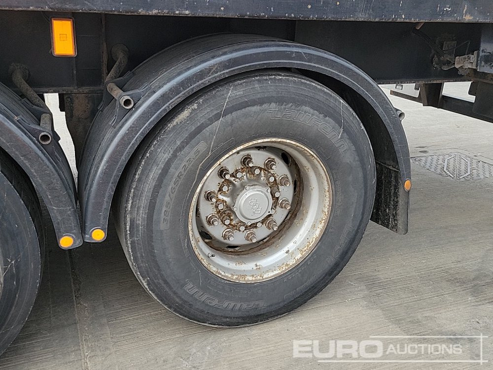 Dropside/ Flatbed semi-trailer M&G Tri Axle Flatbed Trailer, Twist Locks: picture 11