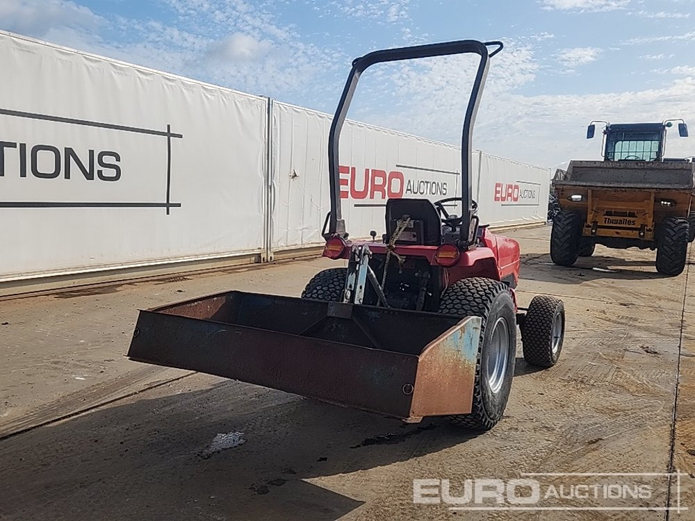 Massey Ferguson 4WD Compact Tractor, Linkbox - Compact tractor: picture 5 Massey Ferguson 4WD Compact Tractor, Linkbox - Compact tractor: picture 5