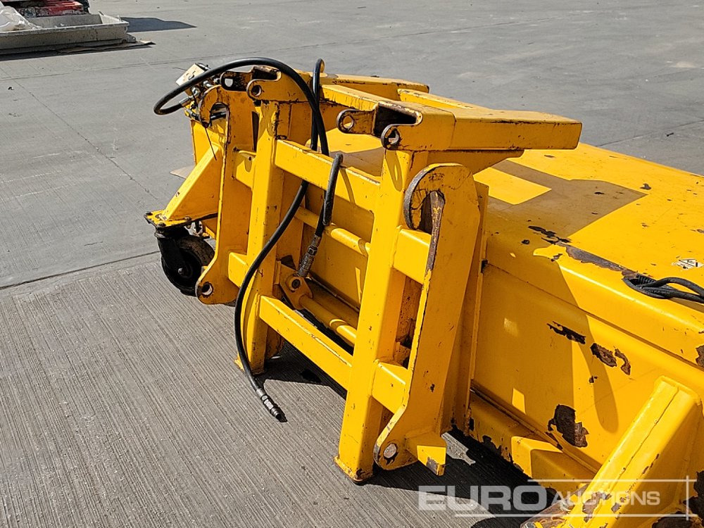 Material handling equipment 2018 JCB SC240: picture 12