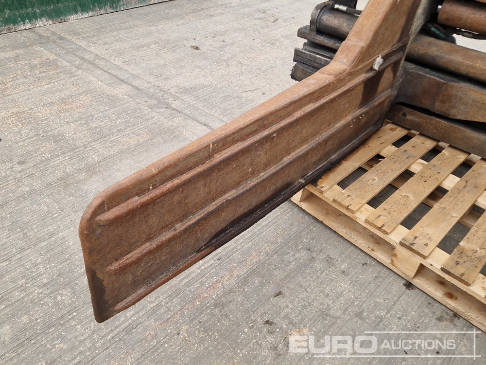 Material handling equipment Hydraulic Bale Grab to suit Forklift: picture 9