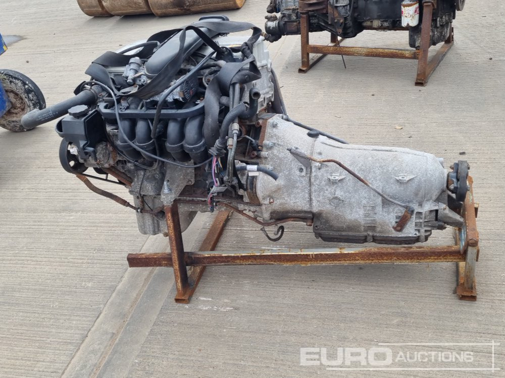 Mercedes 4 Cylinder Engine, Gearbox - Engine: picture 3 Mercedes 4 Cylinder Engine, Gearbox - Engine: picture 3