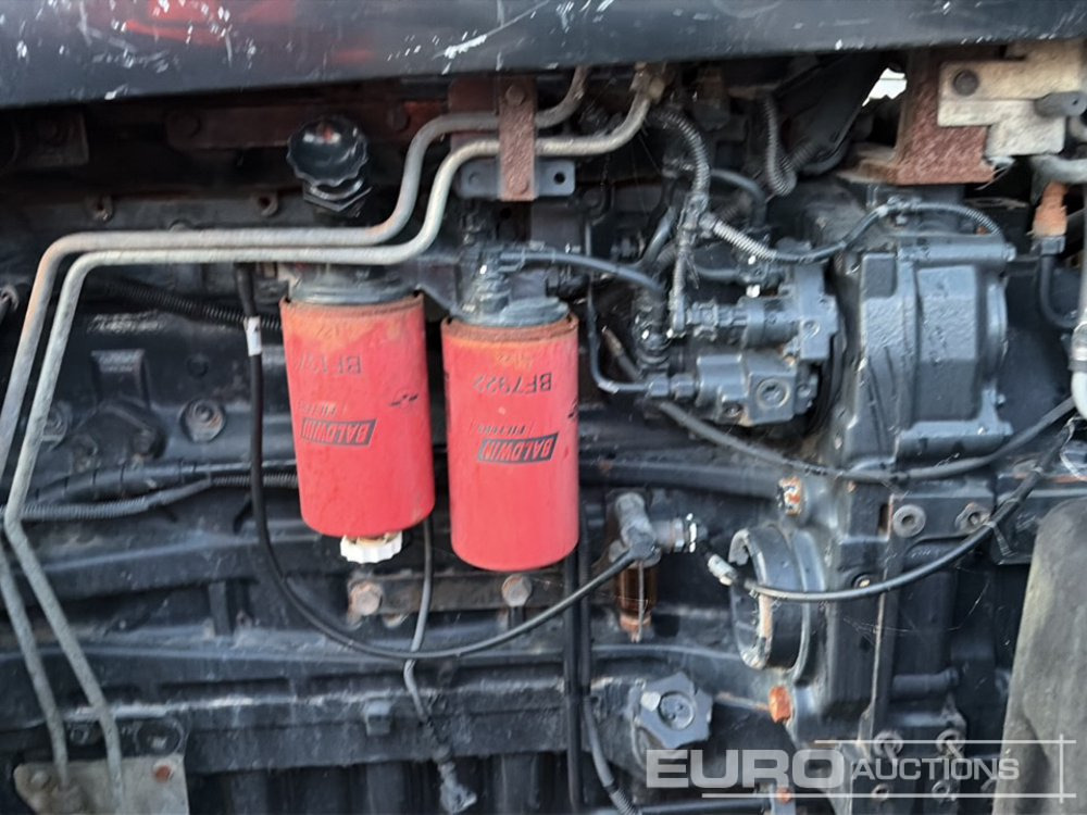 Farm tractor New Holland T7030: picture 19