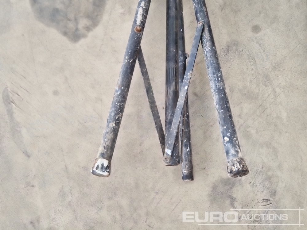 Construction equipment Nightsearcher 110 Volt LED Tripod Work Light (2 of): picture 12