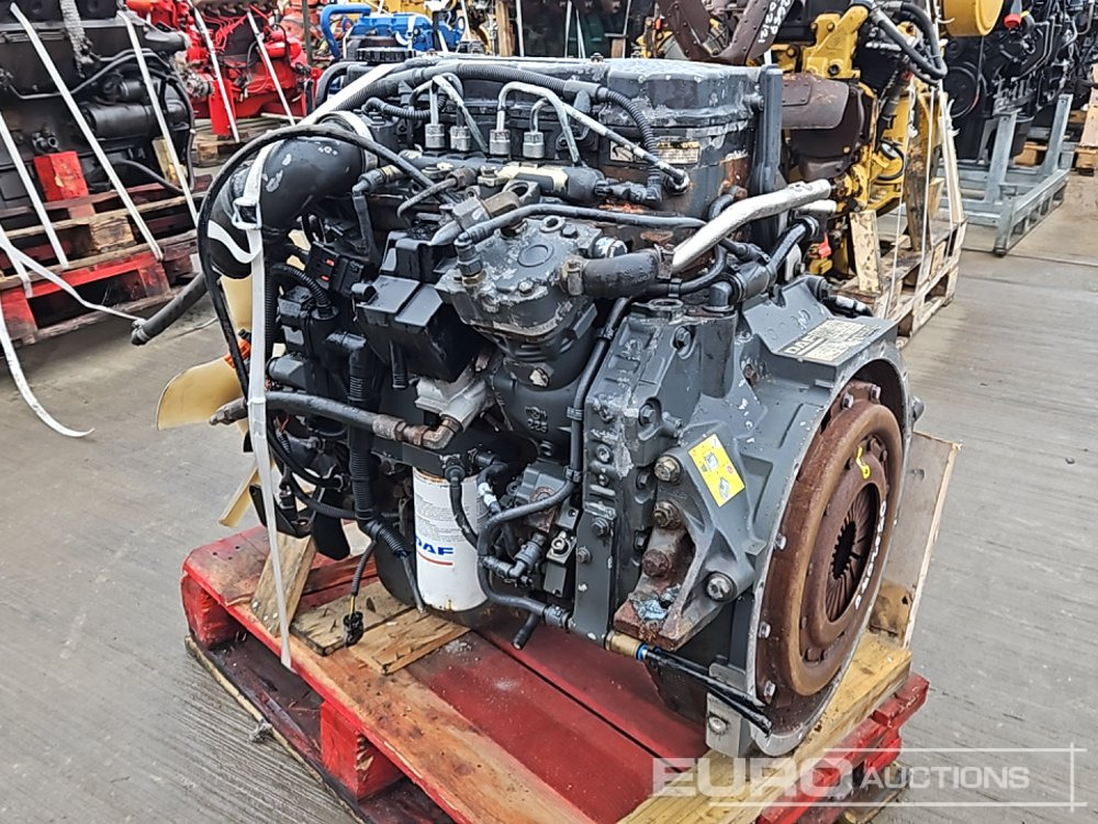 Paccar 4 Cylinder Engine - Engine: picture 1 Paccar 4 Cylinder Engine - Engine: picture 1