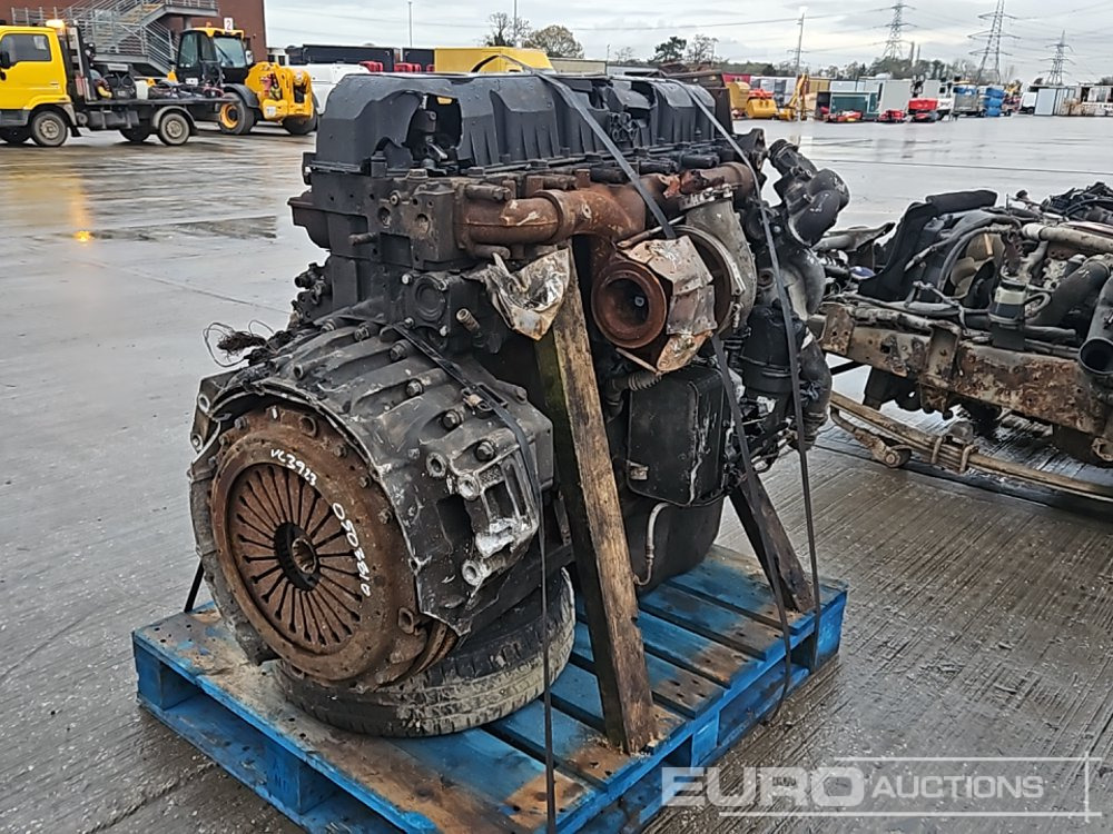 Paccar 6 Cylinder Engine - Engine: picture 1 Paccar 6 Cylinder Engine - Engine: picture 1