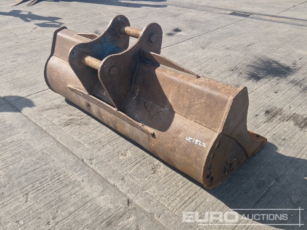 Rhinox 74" Ditching Bucket 65mm Pin to suit 13 Ton Excavator - Bucket: picture 5 Rhinox 74" Ditching Bucket 65mm Pin to suit 13 Ton Excavator - Bucket: picture 5