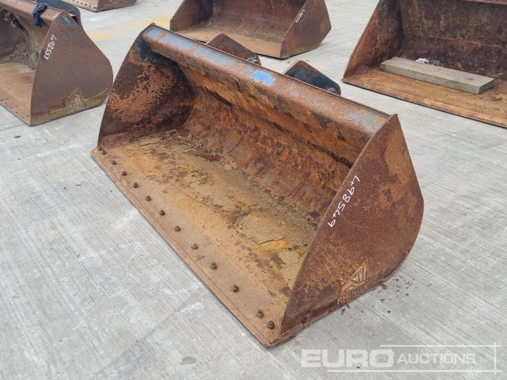 Rhinox 90" Loading Bucket to suit Telehandler - Bucket: picture 1 Rhinox 90" Loading Bucket to suit Telehandler - Bucket: picture 1