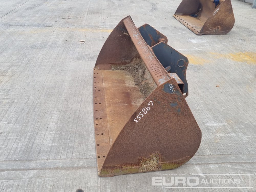 Rhinox 90" Loading Bucket to suit Telehandler - Bucket: picture 2 Rhinox 90" Loading Bucket to suit Telehandler - Bucket: picture 2