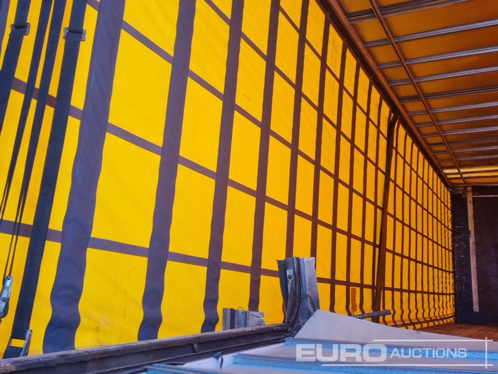 Curtainsider semi-trailer SDC Tri Axle Curtainsider Trailer: picture 19