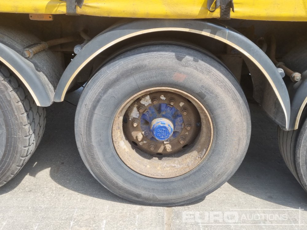 Curtainsider semi-trailer SDC Tri Axle Curtainsider Trailer: picture 13