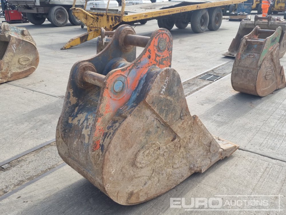 Strickland 30" Digging Bucket 80mm Pin to suit 20 Ton Excavator - Bucket: picture 5 Strickland 30" Digging Bucket 80mm Pin to suit 20 Ton Excavator - Bucket: picture 5