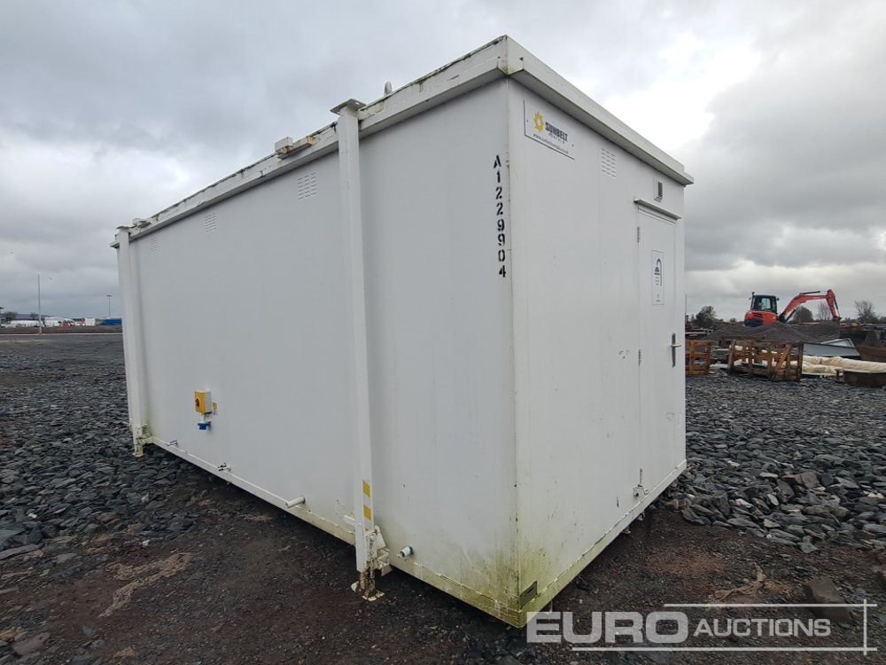 Thurston 20' x 9' Shower Block (No Keys) (Cannot Be Reconsigned) - Shipping container: picture 5 Thurston 20' x 9' Shower Block (No Keys) (Cannot Be Reconsigned) - Shipping container: picture 5