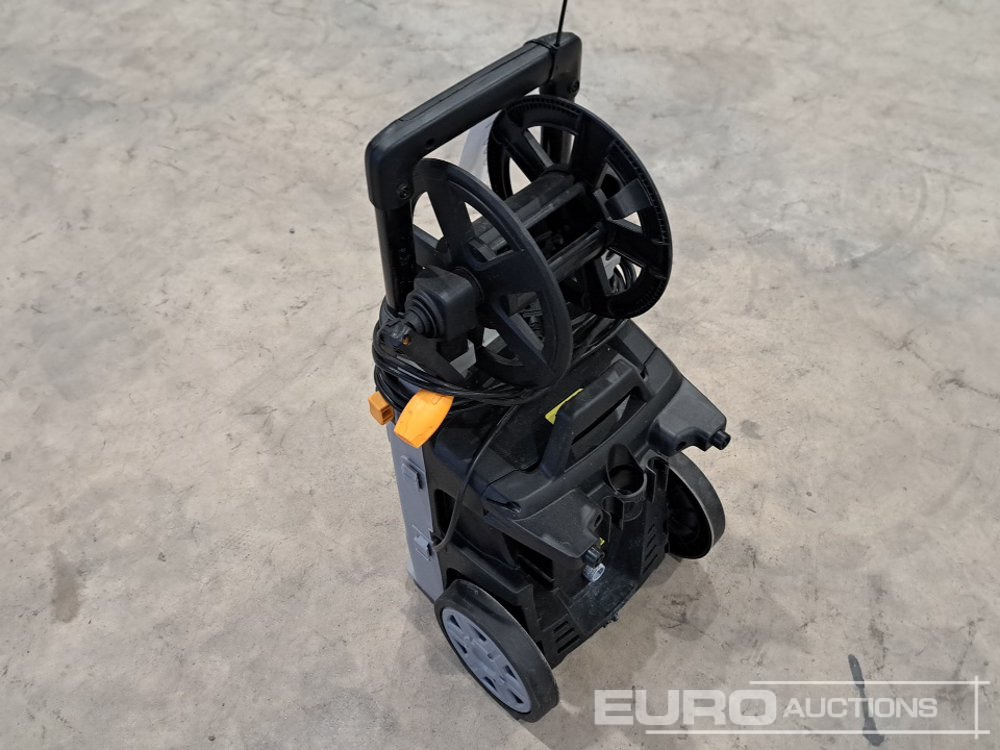 Titan TTB2200PRW High Pressure Washer - Pressure washer: picture 2 Titan TTB2200PRW High Pressure Washer - Pressure washer: picture 2