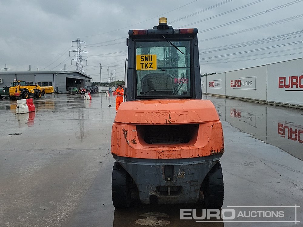 Toyota 42-7FD40 - Forklift: picture 4 Toyota 42-7FD40 - Forklift: picture 4