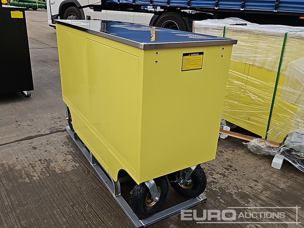 Unused 2025 4.5' Work Bench, 7 Drawers, 2 Cabinets - Construction equipment: picture 5 Unused 2025 4.5' Work Bench, 7 Drawers, 2 Cabinets - Construction equipment: picture 5