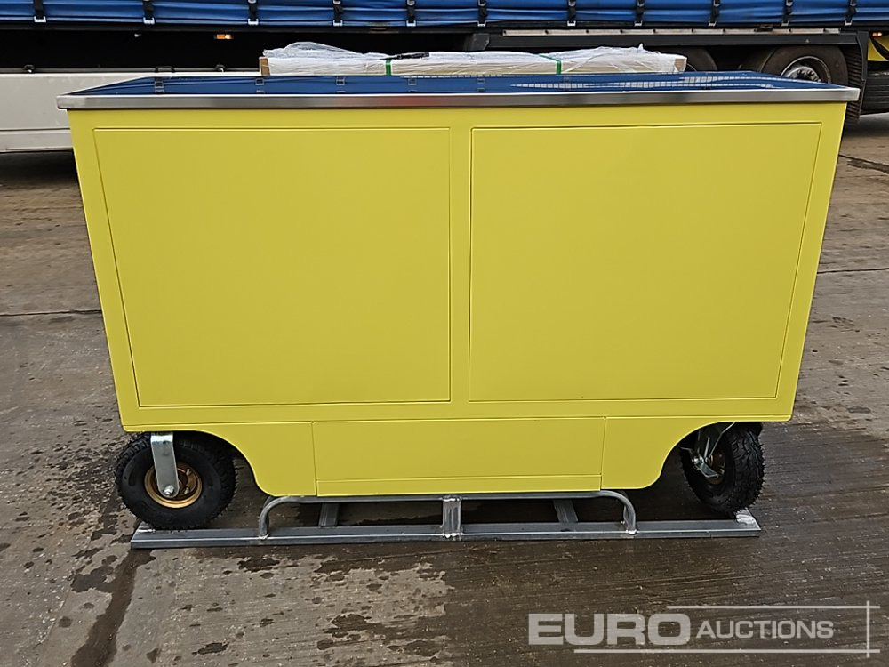 Unused 2025 4.5' Work Bench, 7 Drawers, 2 Cabinets - Construction equipment: picture 4 Unused 2025 4.5' Work Bench, 7 Drawers, 2 Cabinets - Construction equipment: picture 4