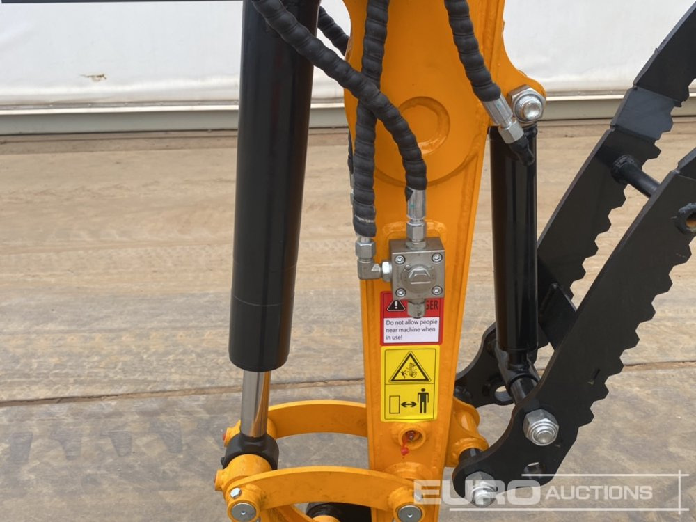 Mini excavator Unused 2025 Miva VA30C: picture 12