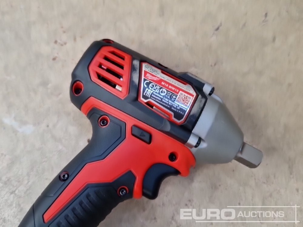 Construction equipment Unused Milwaukee M18 18v 1/2 Cordless Impact Wrench (Body Only): picture 10