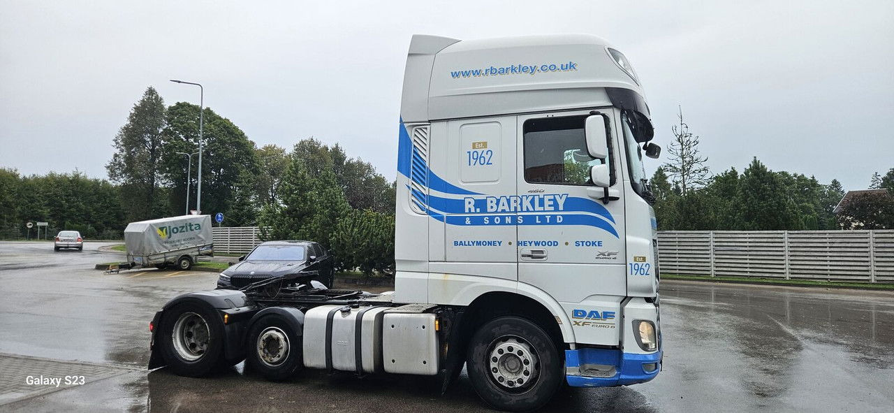 DAF XF 105.460 - Tractor truck: picture 2 DAF XF 105.460 - Tractor truck: picture 2