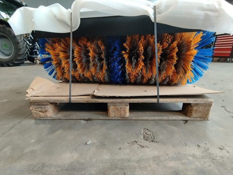 BCS Spazzatrice SWEEPER 120 - Broom: picture 2 BCS Spazzatrice SWEEPER 120 - Broom: picture 2