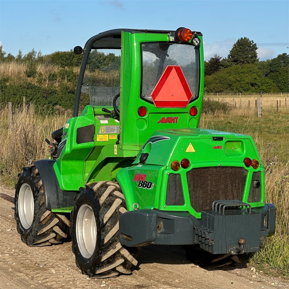 Wheel loader Avant 860 i: picture 10