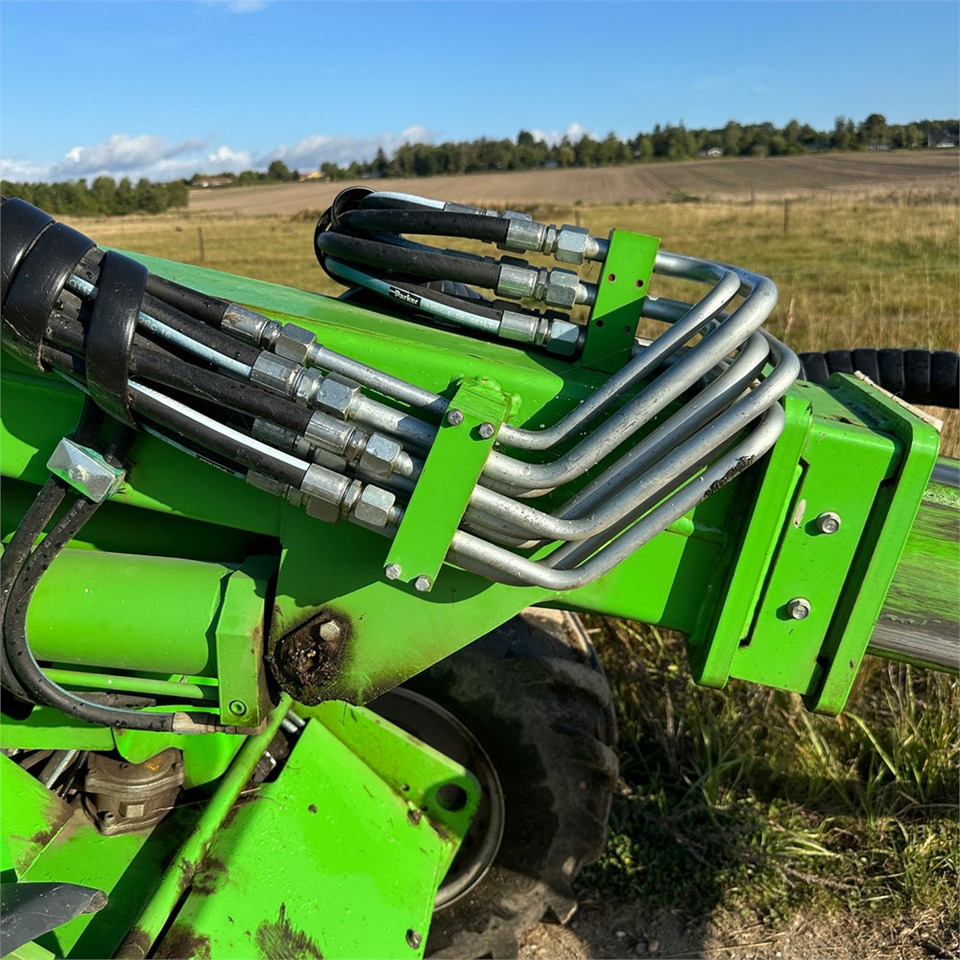 Wheel loader Avant 860 i: picture 25