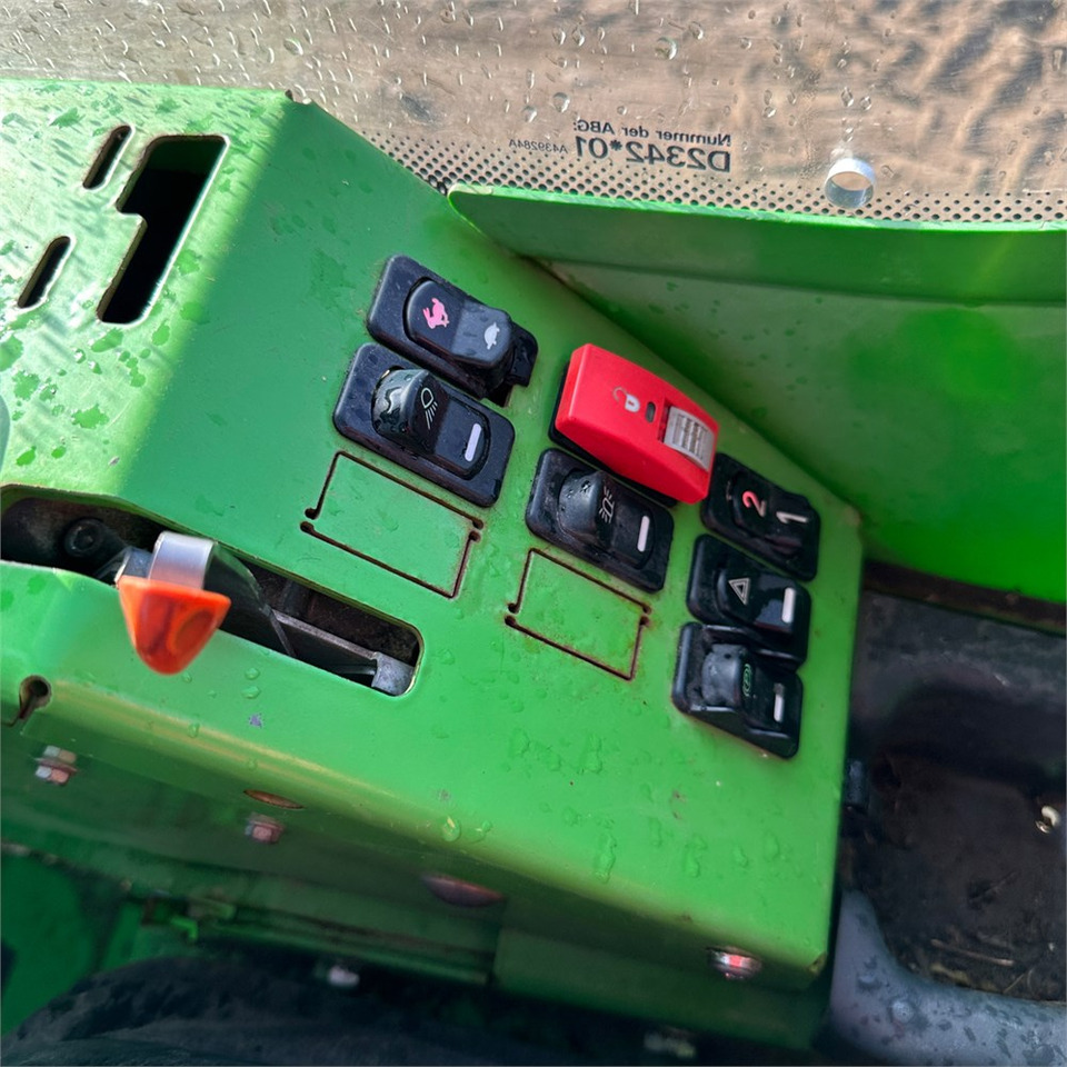 Wheel loader Avant 860 i: picture 21