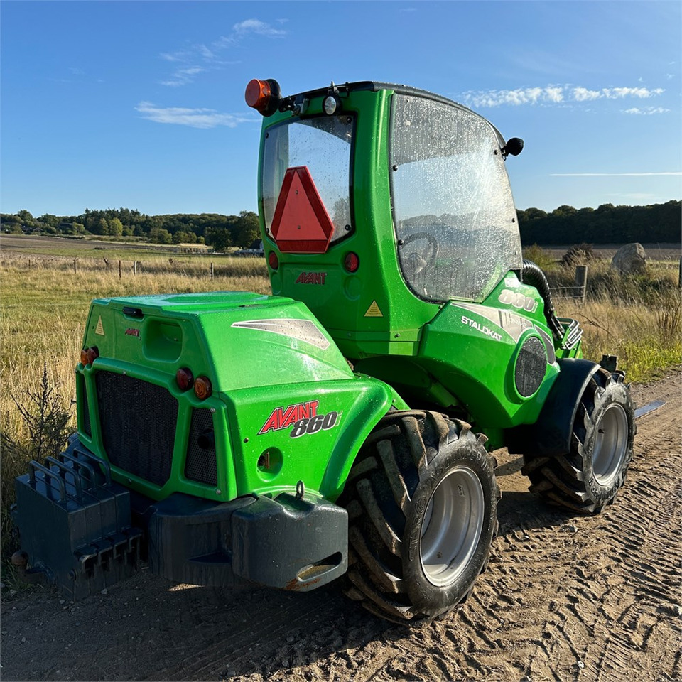 Wheel loader Avant 860 i: picture 8