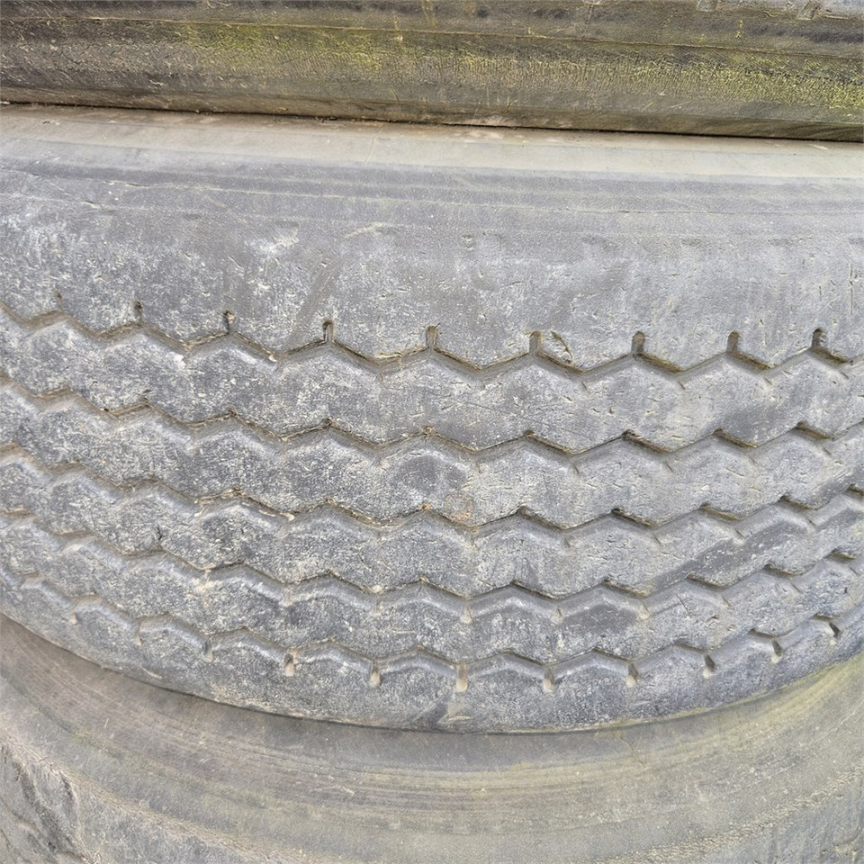 Bridgestone 4 units - Wheel and tire package: picture 4 Bridgestone 4 units - Wheel and tire package: picture 4