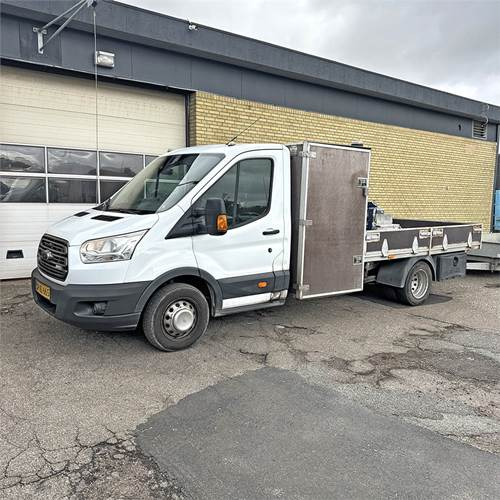 Ford Transit 2.2 TDCi (155HK) Chassis RWD Man - Dropside/ Flatbed truck: picture 1 Ford Transit 2.2 TDCi (155HK) Chassis RWD Man - Dropside/ Flatbed truck: picture 1