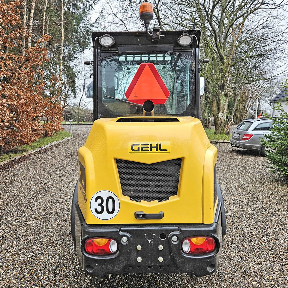 Gehl AL550 - Wheel loader: picture 4 Gehl AL550 - Wheel loader: picture 4