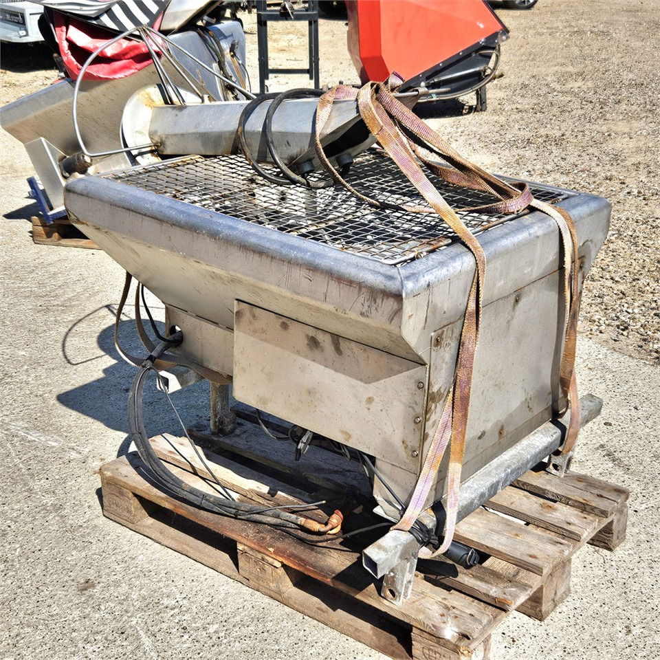 HA Fog GAR JK 170 EL - Sand/ Salt spreader: picture 3 HA Fog GAR JK 170 EL - Sand/ Salt spreader: picture 3