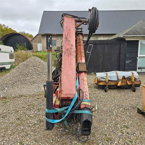 HMF 1560 - Truck mounted crane: picture 5 HMF 1560 - Truck mounted crane: picture 5