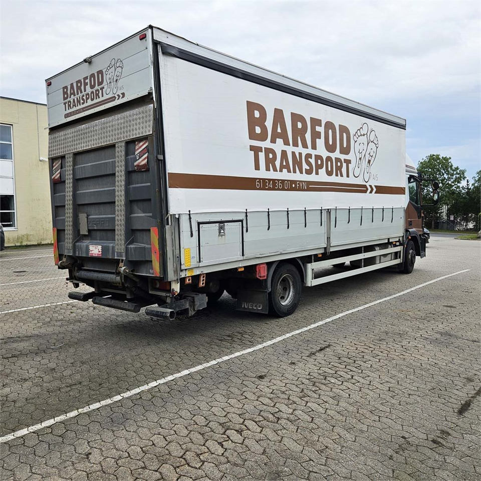 Iveco Eurocargo - Curtain side truck: picture 3 Iveco Eurocargo - Curtain side truck: picture 3